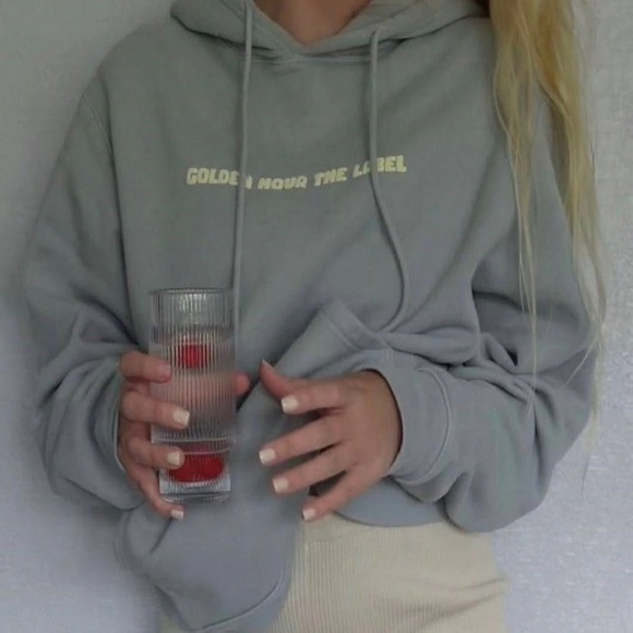 NWT GHTL PUFF HOODIE - Picture 2 of 4